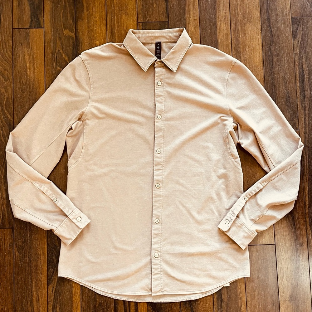 Lululemon Commission Shirt. Size Medium - Picture 6 of 9